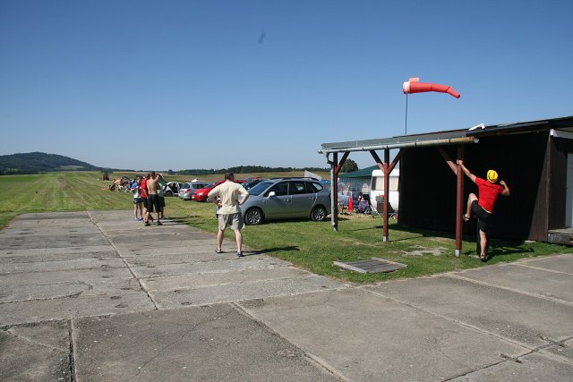 img00012.jpg