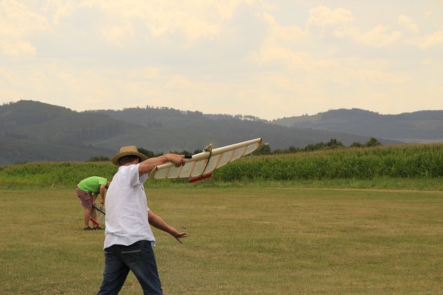 img00106.jpg