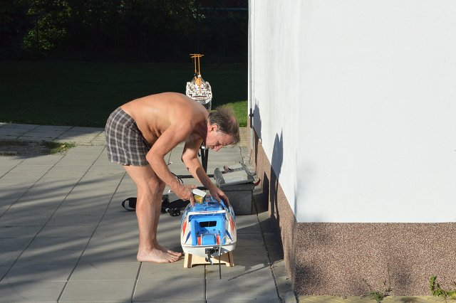 img00009.jpg