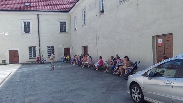 img00008.jpg